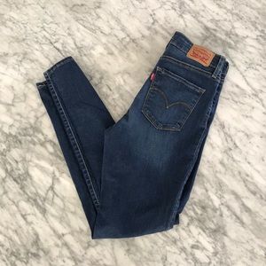Levi’s High Rise Skinny size 28